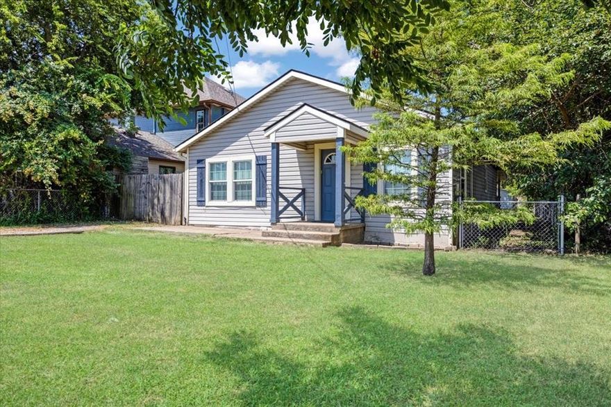 Perfect Family Home Across from the new Pottsboro Middle School!
Location, location, location! This updated 3-bedroom, 2-bath home is directly across the street from the brand-new Pottsboro Middle School—making morning drop-offs and after-school activities a breeze. With a spacious covered back patio, large backyard, detached garage or shop with electric, additional storage building, and even a playhouse, there’s room for everyone to enjoy. Updates include the AC, window, water heater, back deck, front entry, carpet, dishwasher, and more. Just minutes from Lake Texoma and all the conveniences of downtown Pottsboro, with easy access to Sherman and Denison. This is the ideal home for families who want comfort and unbeatable proximity to school and community. Come see why families love living in Pottsboro.