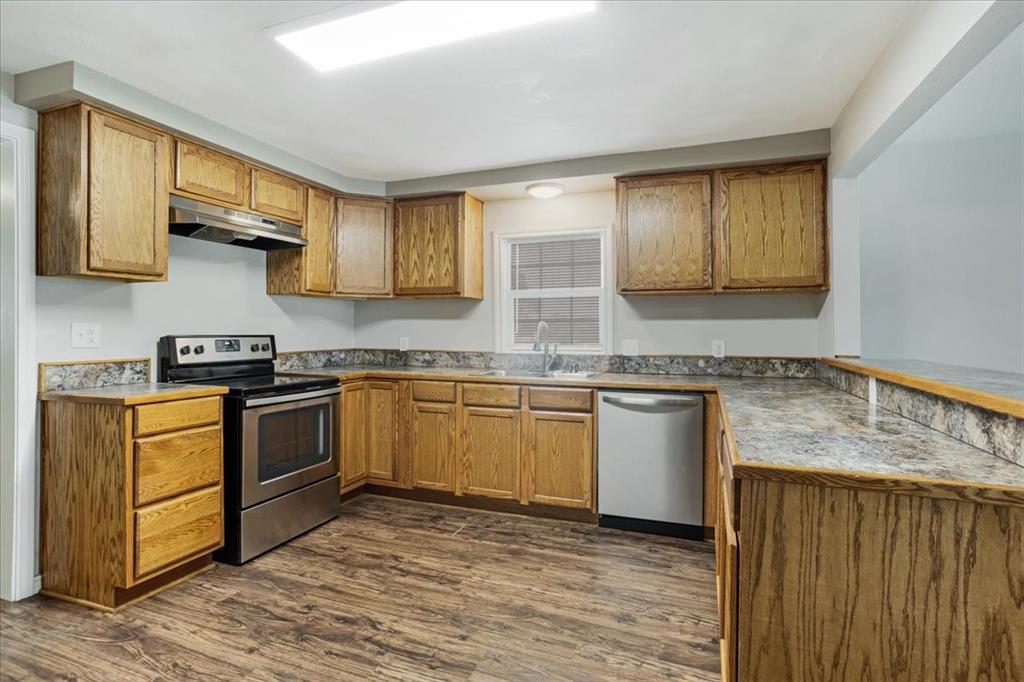 Looneys W C Add - Residential