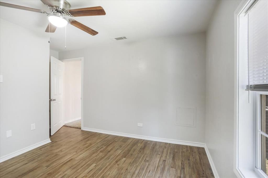 Looneys W C Add - Residential