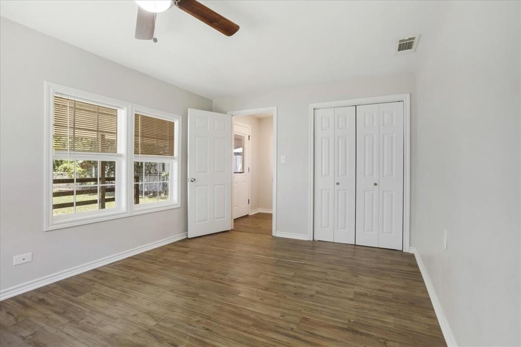 Looneys W C Add - Residential