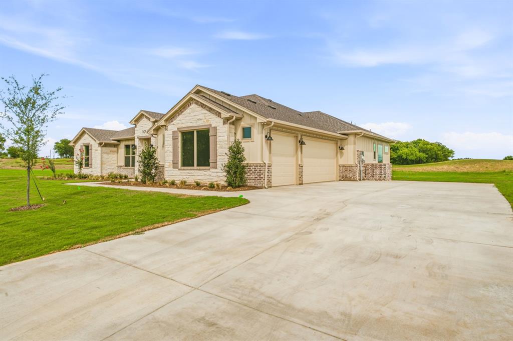 101 Eagle Court