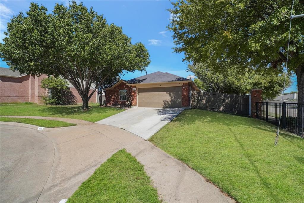 1004 Cedarbrook Circle