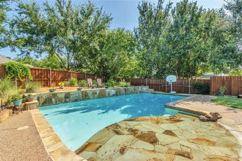 A home in Hickory Creek