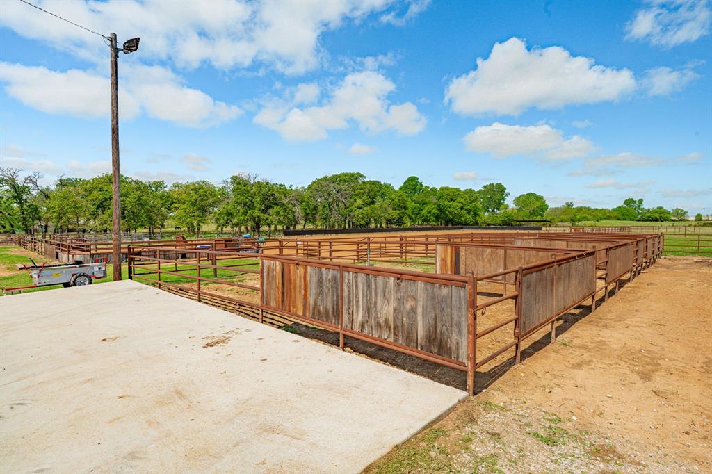 A0640 ROBERTS MATTHEW; HOUSE, SHEDS - Farm