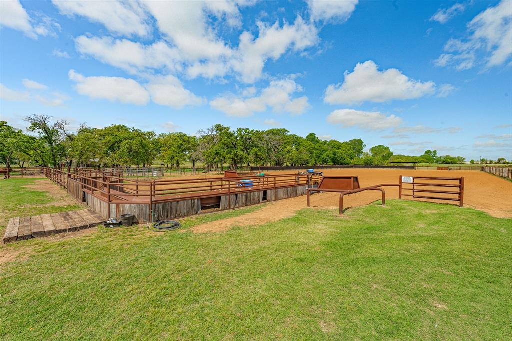 A0640 ROBERTS MATTHEW; HOUSE, SHEDS - Farm