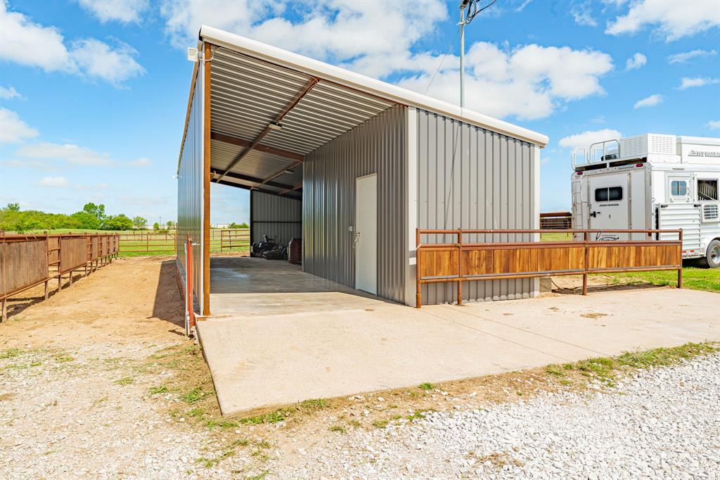 A0640 ROBERTS MATTHEW; HOUSE, SHEDS - Farm