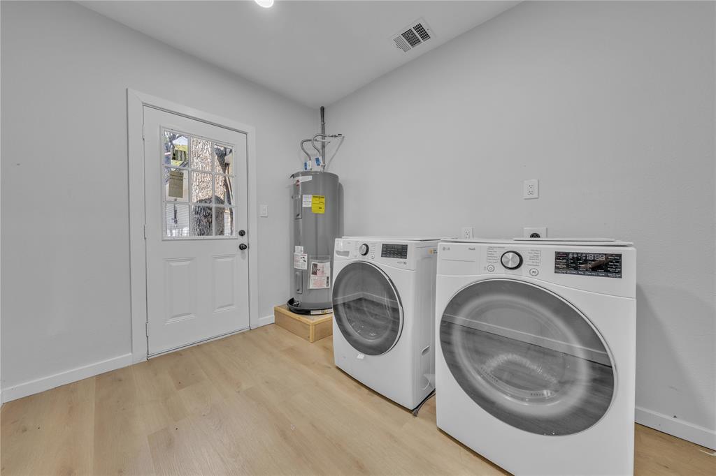 RIDGEWOOD PARK 3 - Residential