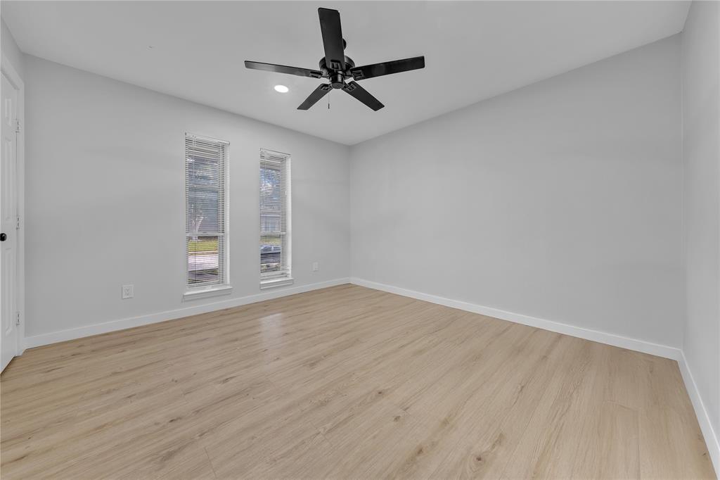 RIDGEWOOD PARK 3 - Residential