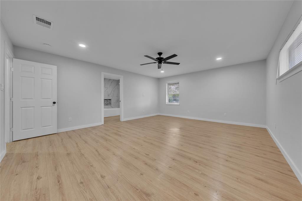 RIDGEWOOD PARK 3 - Residential