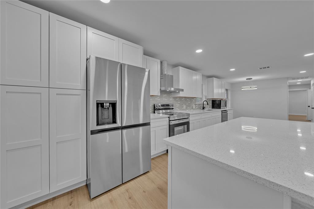 RIDGEWOOD PARK 3 - Residential