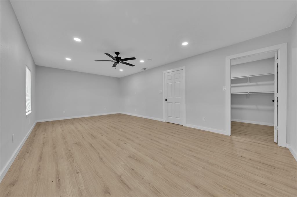 RIDGEWOOD PARK 3 - Residential