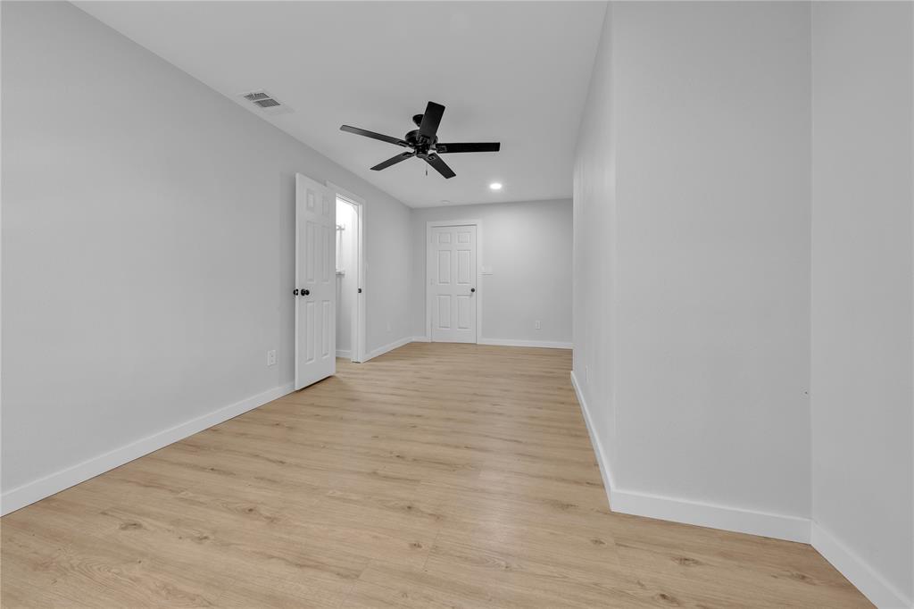 RIDGEWOOD PARK 3 - Residential