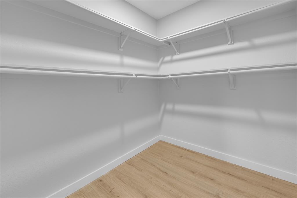 RIDGEWOOD PARK 3 - Residential