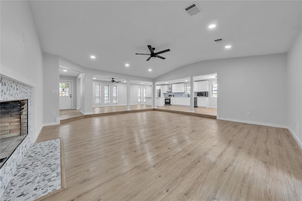 RIDGEWOOD PARK 3 - Residential