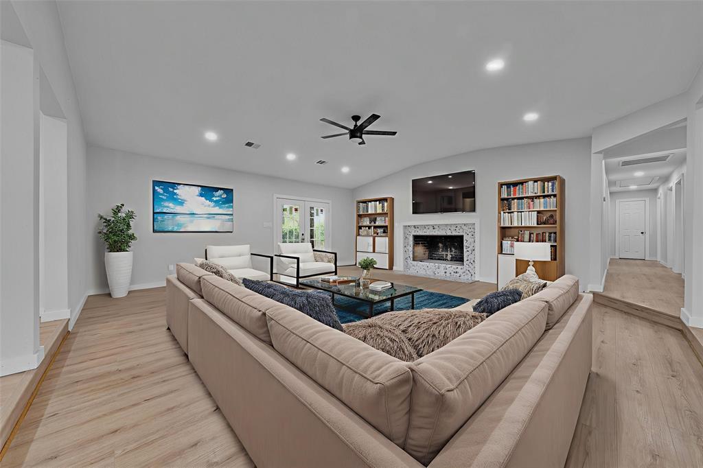 RIDGEWOOD PARK 3 - Residential