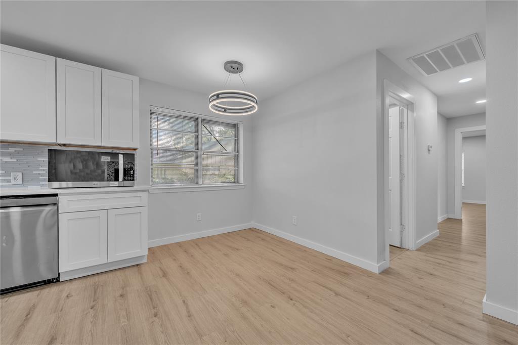 RIDGEWOOD PARK 3 - Residential