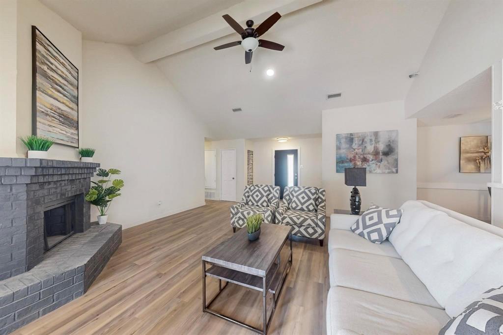 901 Larue Drive