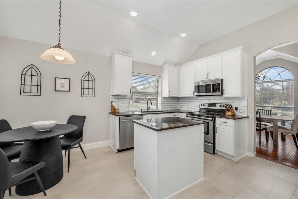 11690 Creekwood Drive