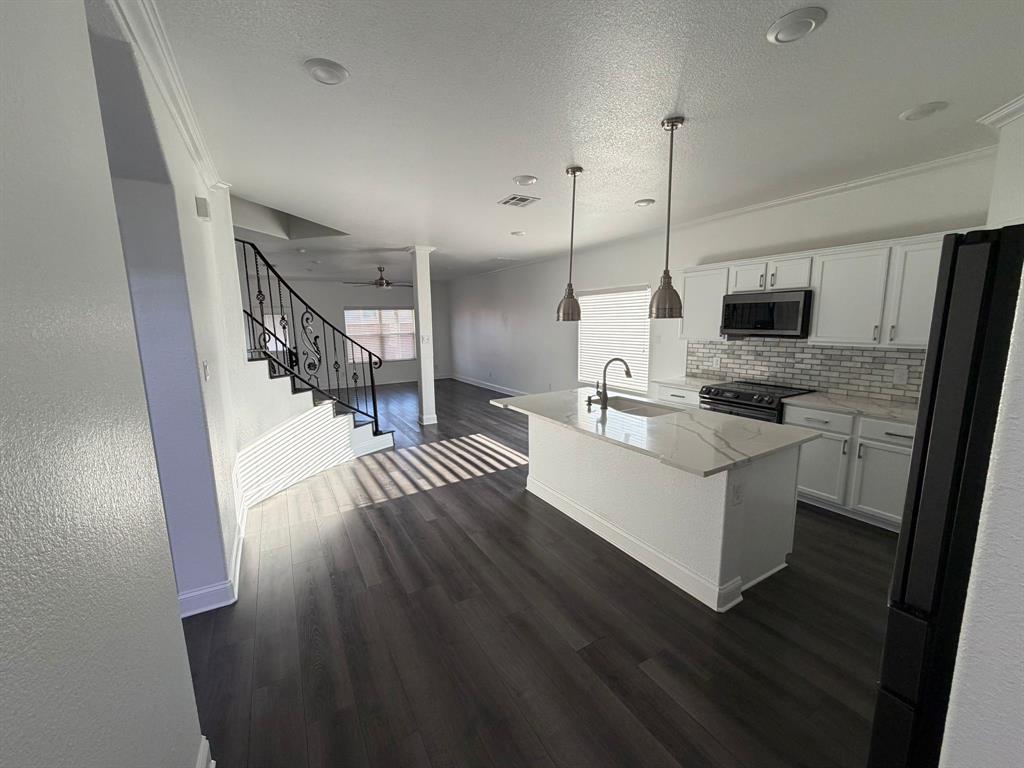 GLENWYCK - Residential Lease