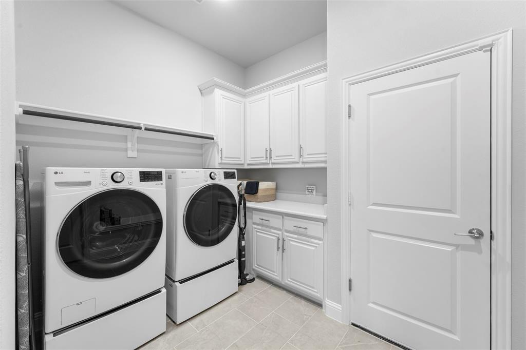 Devonshire Village 14 - Residential