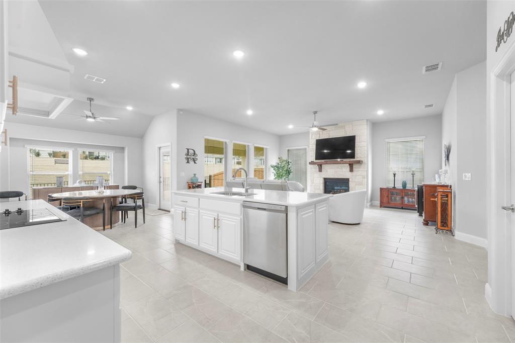 Devonshire Village 14 - Residential