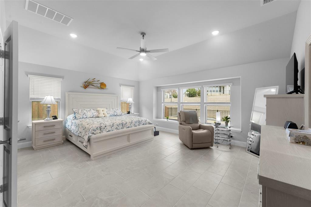 Devonshire Village 14 - Residential