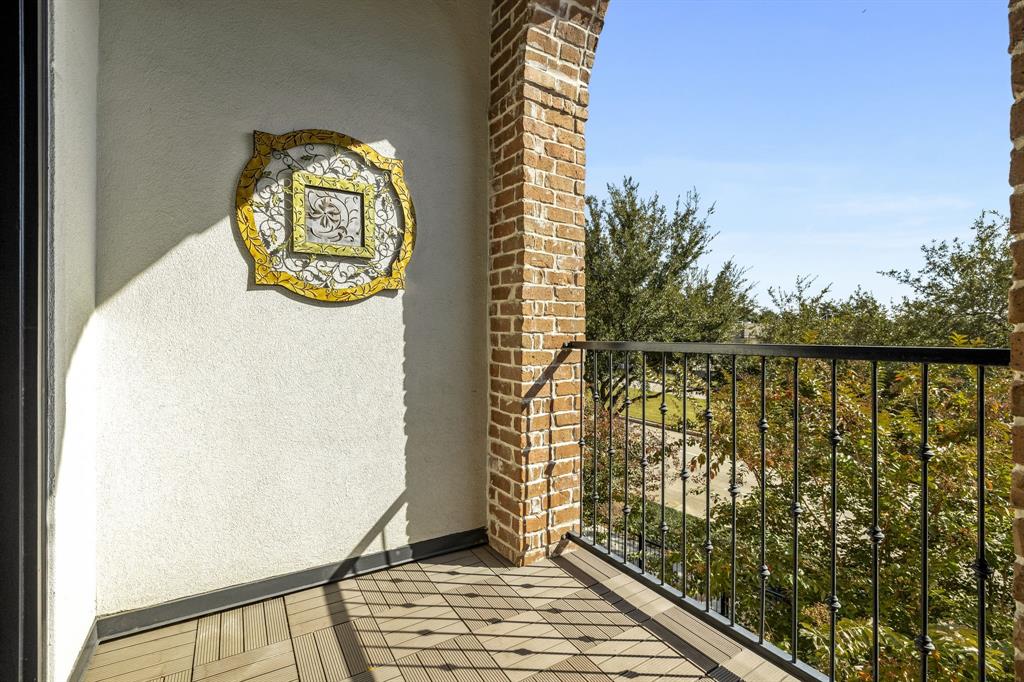 Amli at Las Colinas Urban Center - Residential