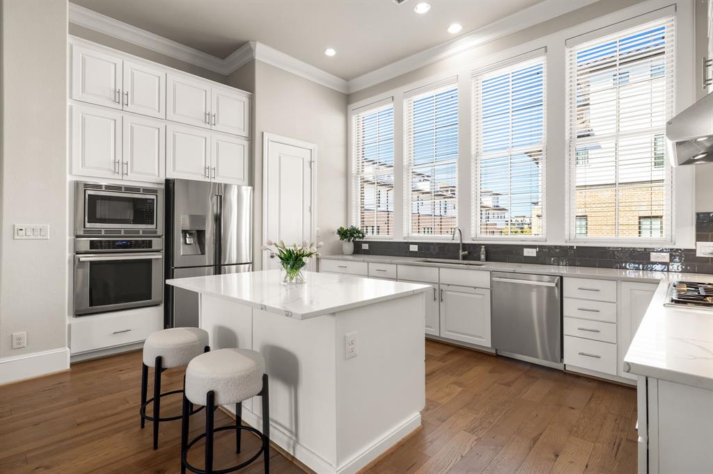 Amli at Las Colinas Urban Center - Residential