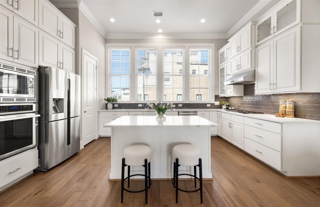 Amli at Las Colinas Urban Center - Residential