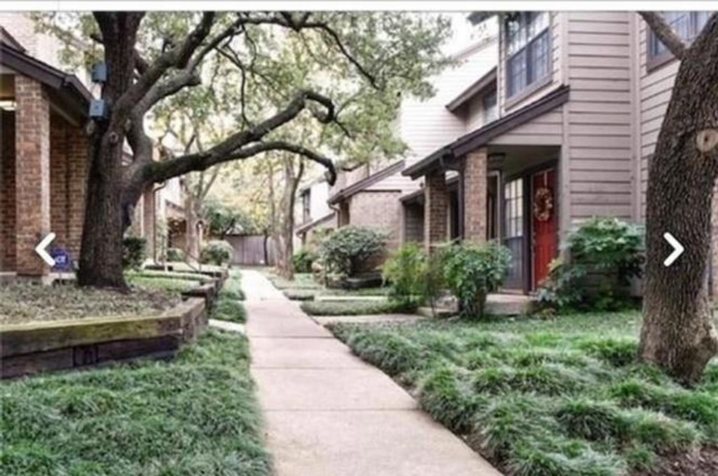 Photo of 9910 Royal Lane #806, Dallas, TX 75231 (MLS # 21306952)