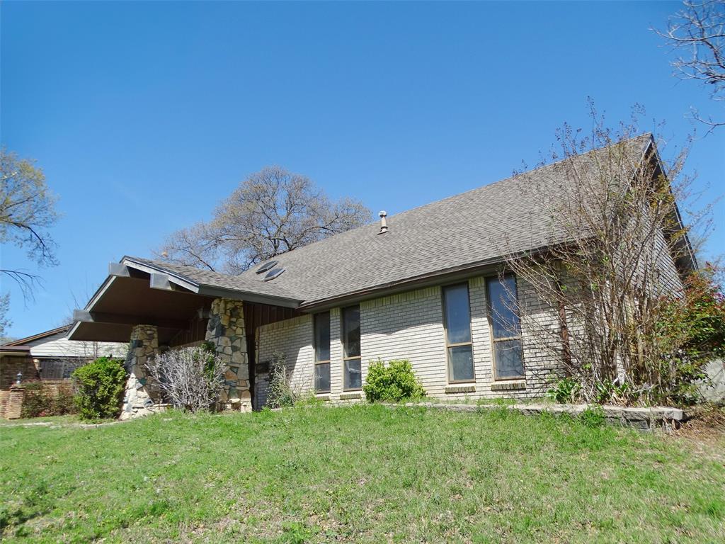 815 Wood River Road