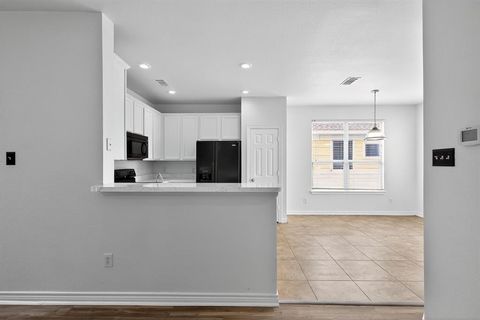 Tiny photo for 9908 Cedarcrest Drive, Providence Village, TX 76227 (MLS # 21097403)