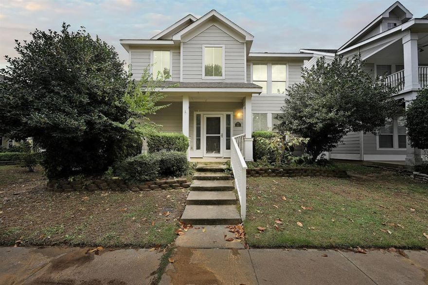 This charming single family home is located in a desirable neighborhood and offers plenty of living space. With 3 spacious bedrooms, 2.5 bathrooms, this property provides the perfect setting for comfortable family living. Upstairs you will an additional family room.