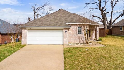 Photo of 8305 Liberty Lane, Rowlett, TX 75089 (MLS # 21197745)