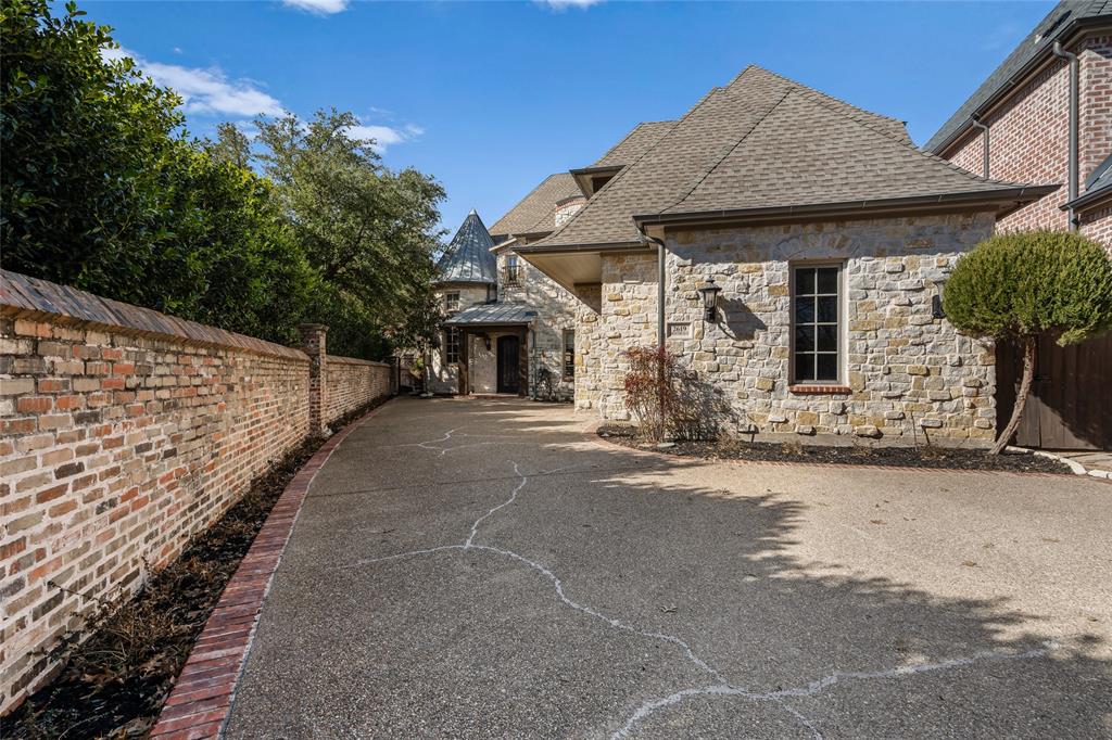 2619 Montreaux Drive