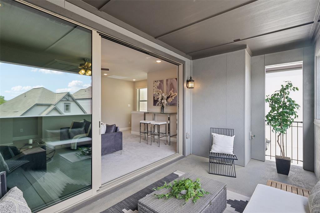 Enclave-Lk Hlnds Tc - Residential