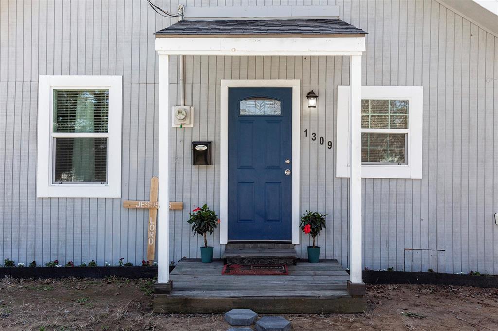 Holman - Residential