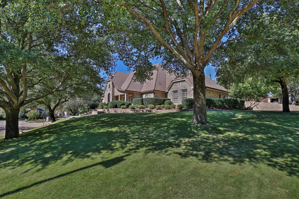 6800 Saint Andrews Court
