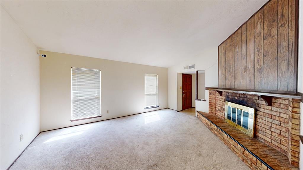 3045 Villa Sur Trail