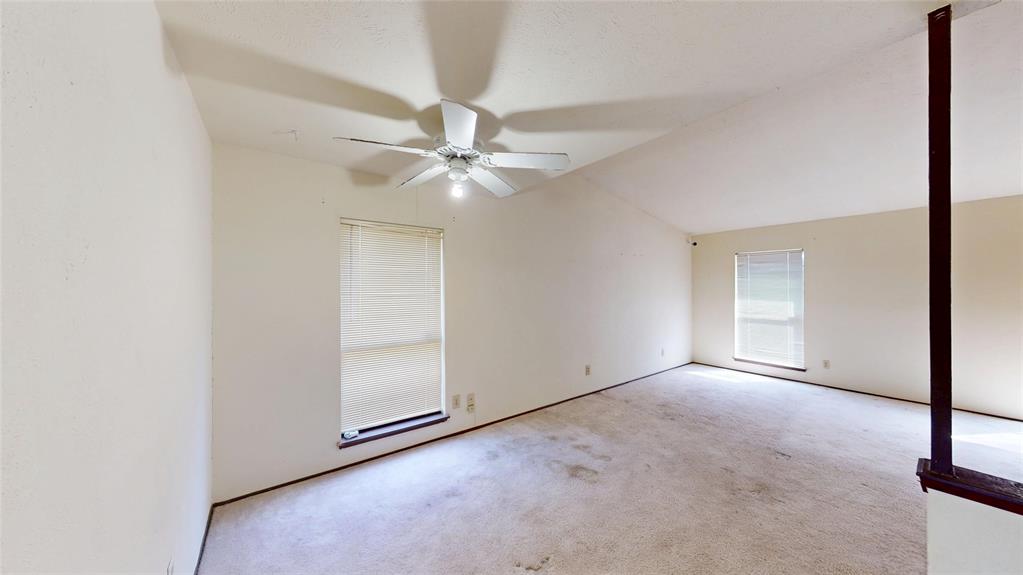 3045 Villa Sur Trail