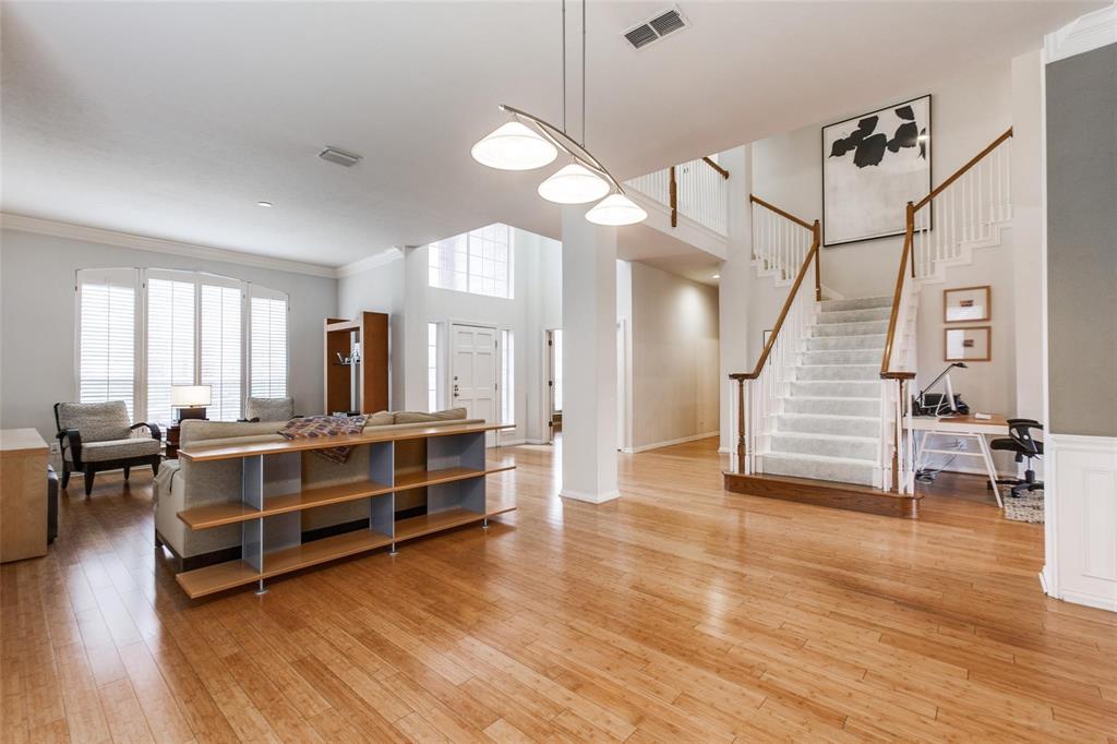 3704 Roxbury Lane