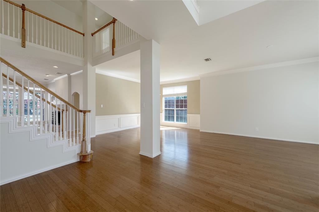 3704 Roxbury Lane