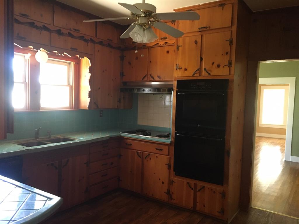 JARVIS - Residential Lease