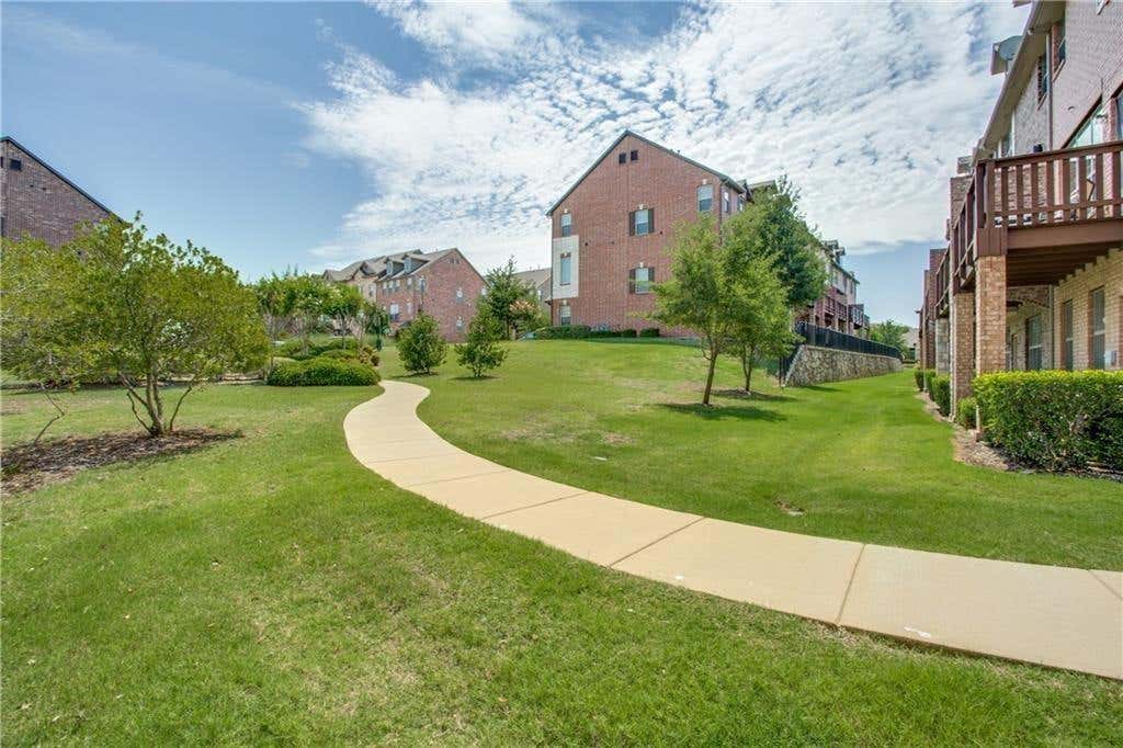 Photo of 1531 Biltmore Lane, Irving, TX 75063 (MLS # 21350563)