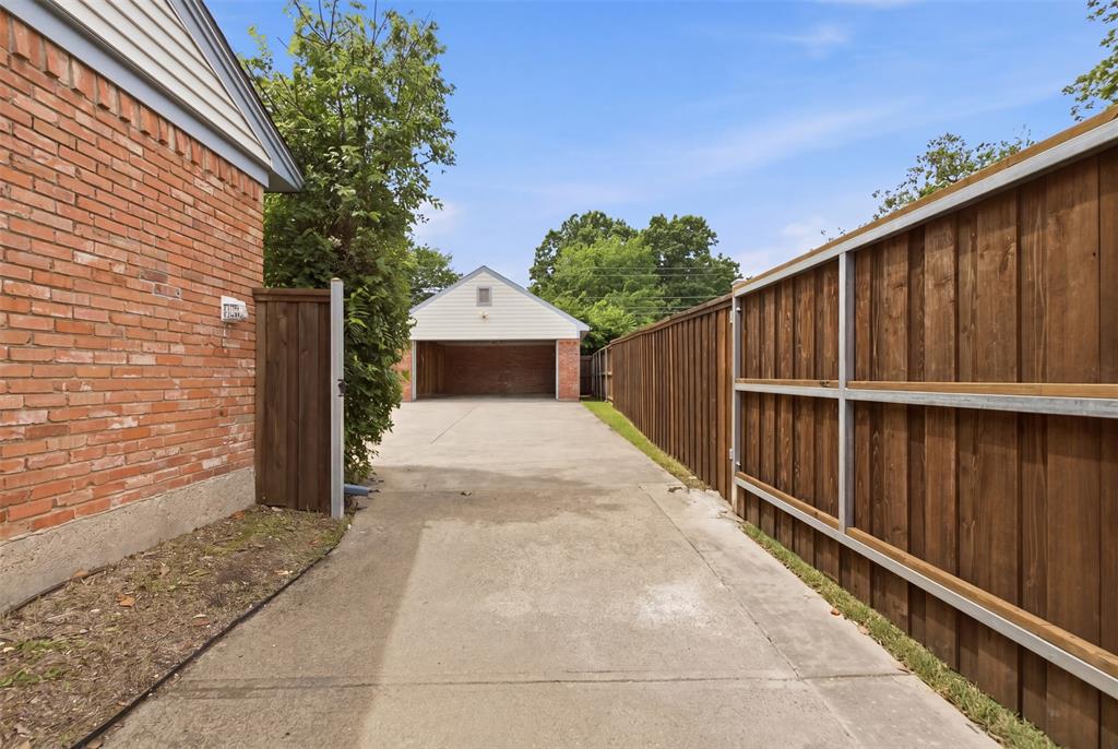 Caruth Terrace - Residential