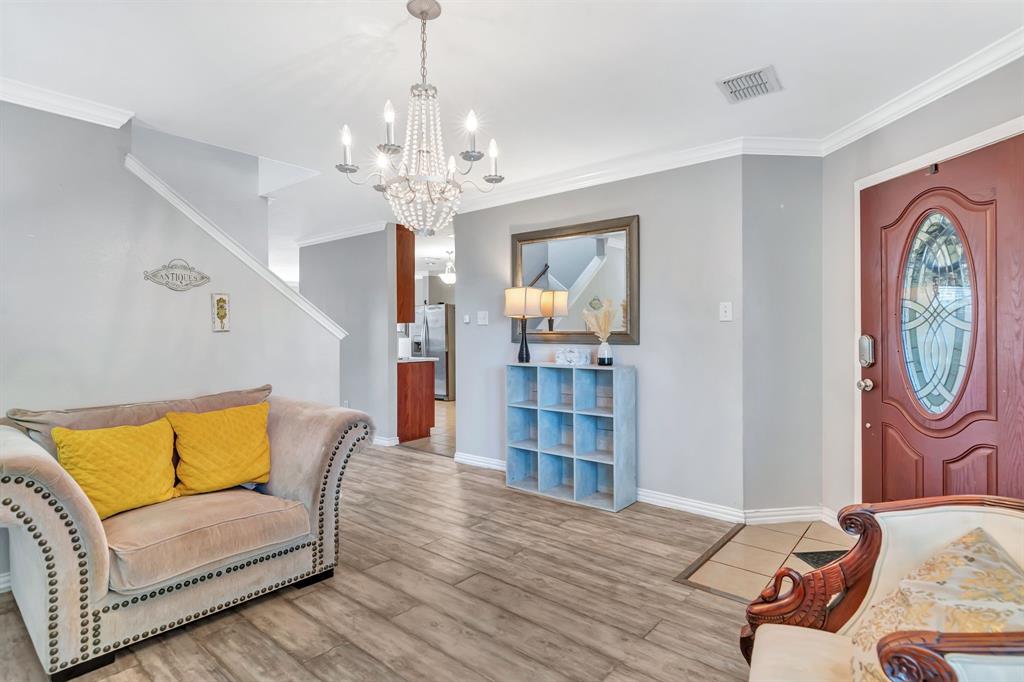 4329 Silverwood Trail