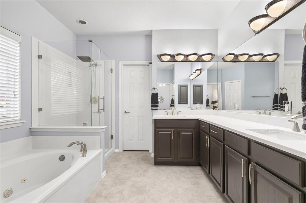 2185 Goliad Circle