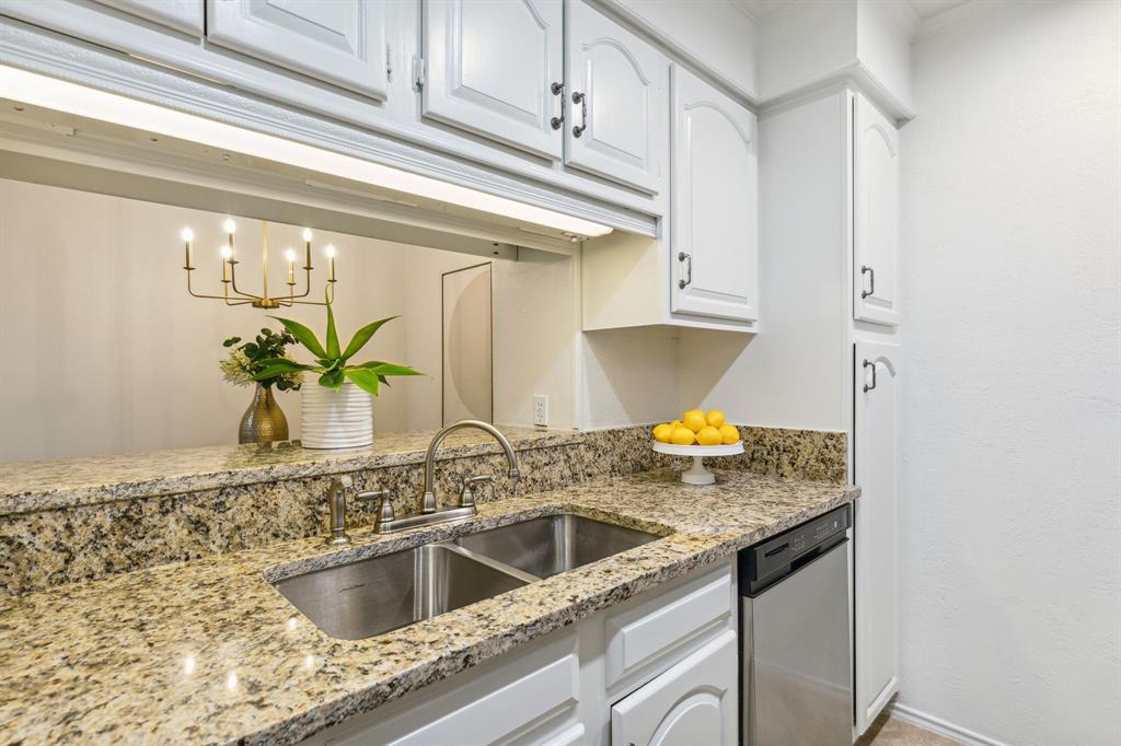 Boardwalk On The Pkwy Condos - Residential