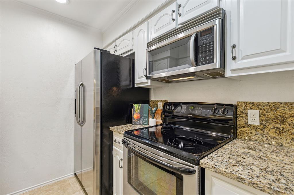 Boardwalk On The Pkwy Condos - Residential