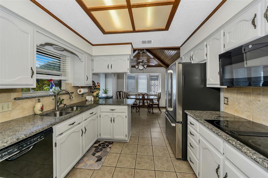 3532 Meadowside Drive